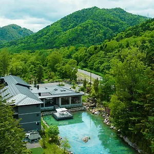 传统日式旅馆 奥定山溪温泉佳松御苑旅馆